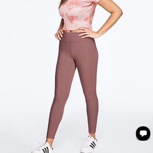 Pink vs buttery legging